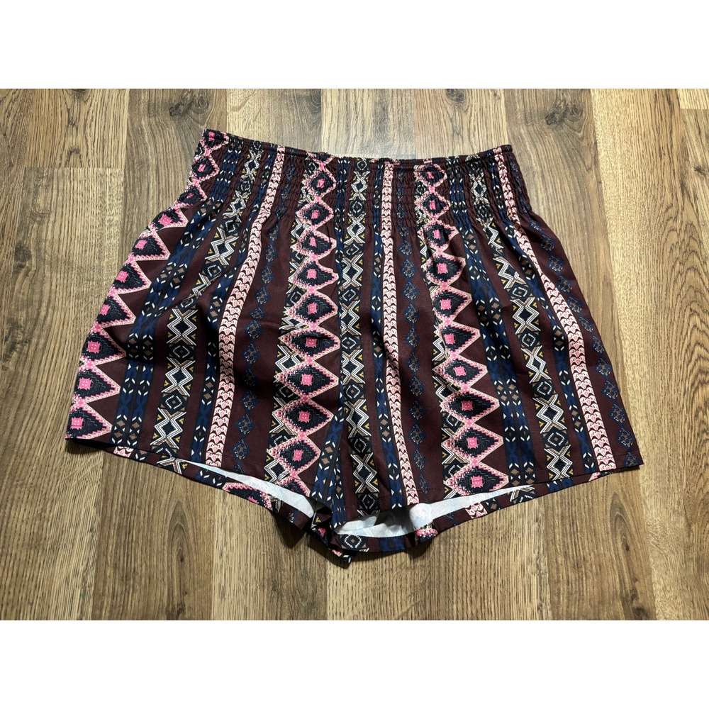 SHEIN Shorts Women Size L Burgundy Smocked Waist Geometric Tribal Print